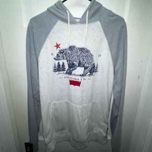 Men’s Levi’s Hooded Sweatshirt